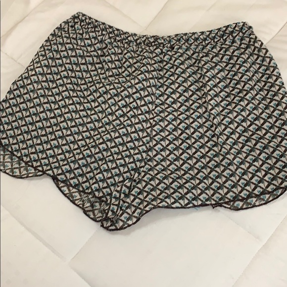 3 for $25 - Zara summer boho shorts - Picture 6 of 8